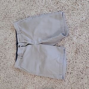 EUC 30W beige shorts